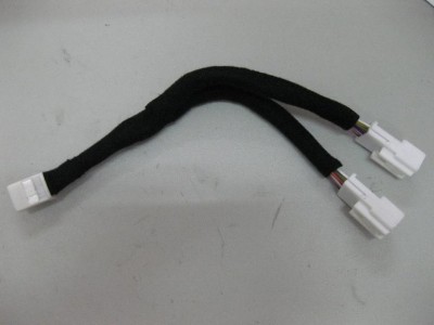 Toyota Y-Cable 02.jpg
