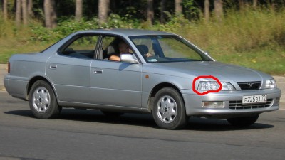 1994_Toyota_Vista_01.jpg